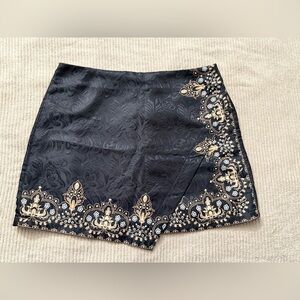 SHEIN Black and Gold Patterned Skirt